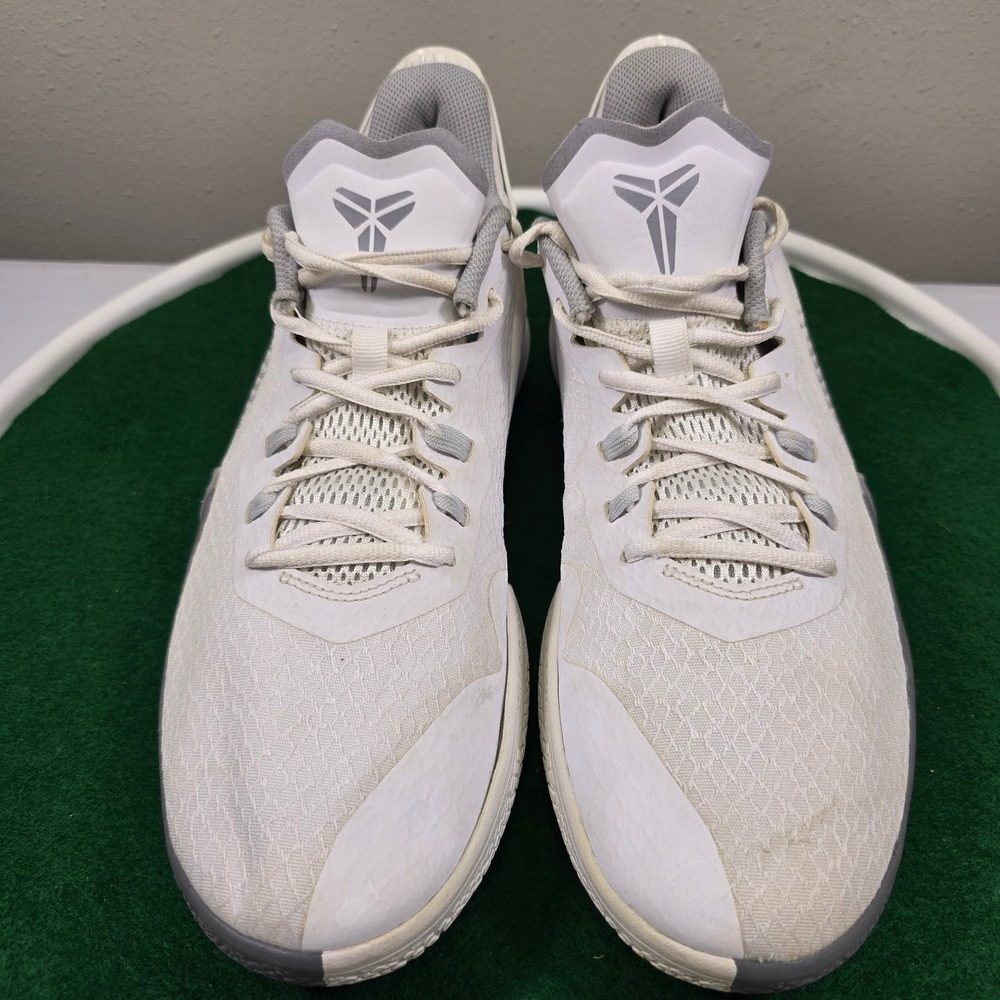 Nike Mamba Fury Basketball Shoes Mens 10.5 White Wolf Grey Zoom Air
CK2087-100